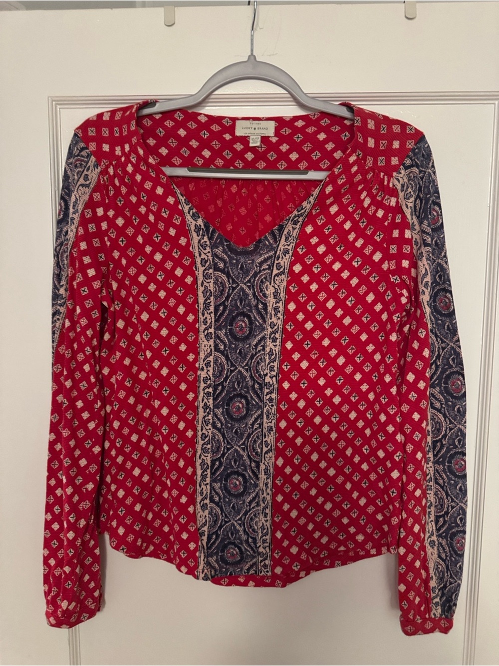 Lucky Brand Red and Navy Patterned V-Neck Long-Sleeve Top